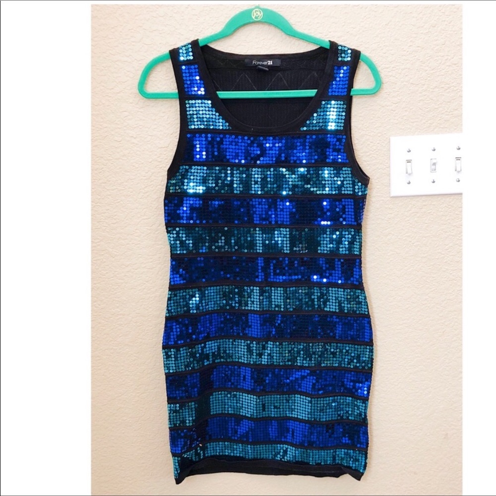 FOREVER 21 PARTY DRESS SZ LARGE